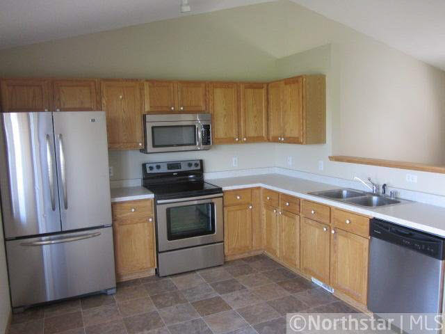 780 Washington Street Prescott, WI 54021 - Photo 4 of 13 Gallery Image 4