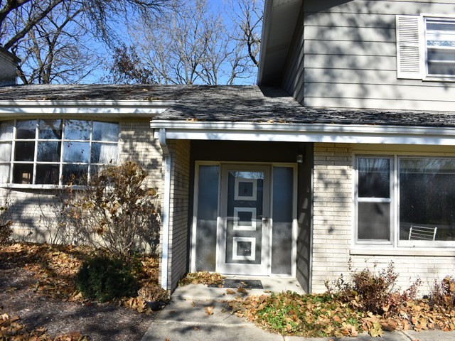 36W166 Indian Mound Road St. Charles, IL 60174 - Photo 3 of 39