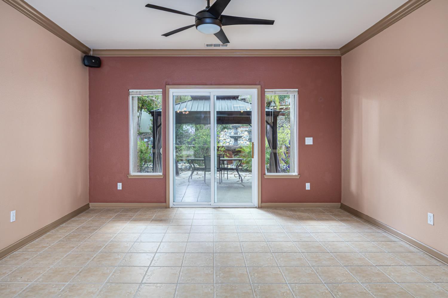 2083 State Rte 26 Valley Springs, CA 95252 - Photo 11 of 59 a view of workspace with window