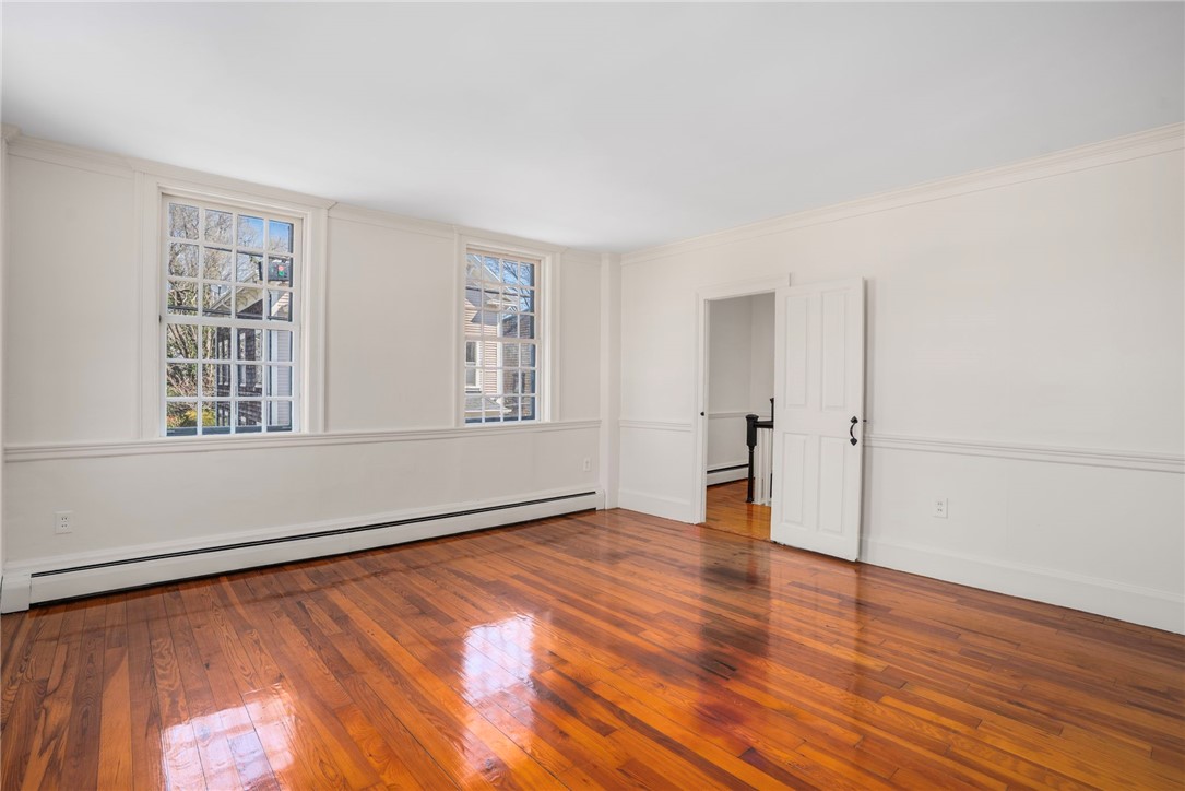 14 Elm Street Newport, RI 02840 - Photo 14 of 41