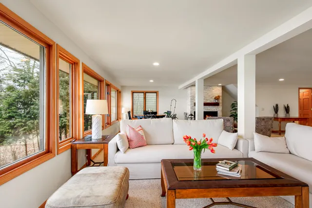 $1,795,000 | W5553 Oak Park Road, La Grange, WI 53121