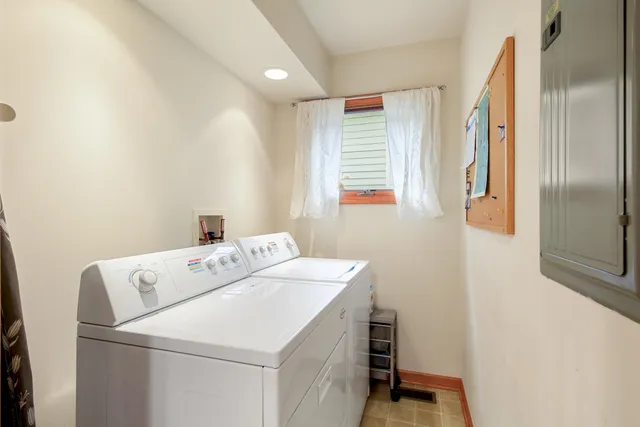 $1,795,000 | W5553 Oak Park Road, La Grange, WI 53121