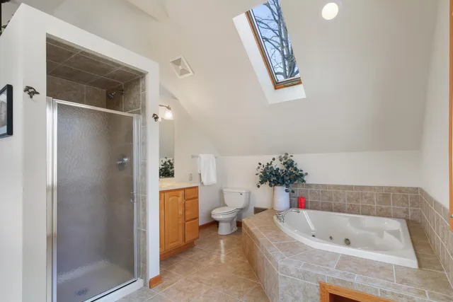 $1,795,000 | W5553 Oak Park Road, La Grange, WI 53121