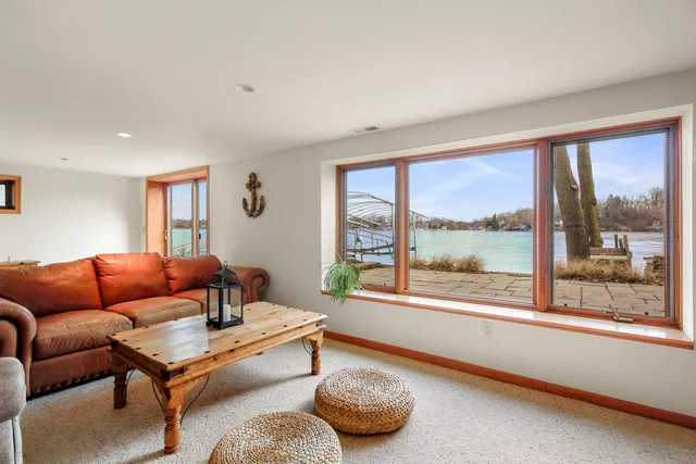 $1,795,000 | W5553 Oak Park Road, La Grange, WI 53121