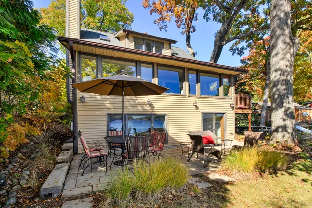 $1,795,000 | W5553 Oak Park Road, La Grange, WI 53121