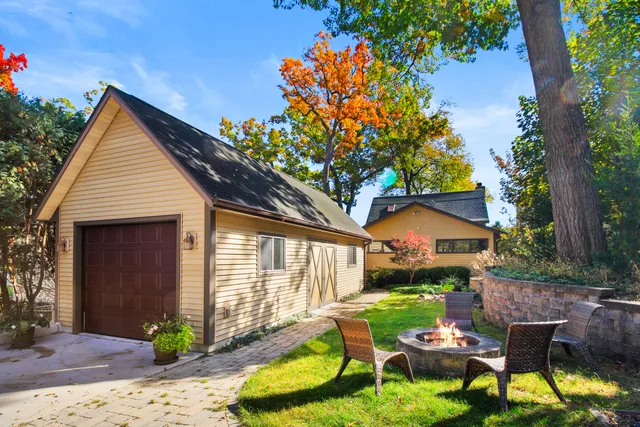 $1,795,000 | W5553 Oak Park Road, La Grange, WI 53121