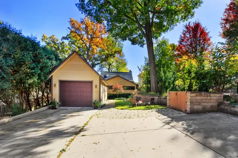 $1,795,000 | W5553 Oak Park Road, La Grange, WI 53121