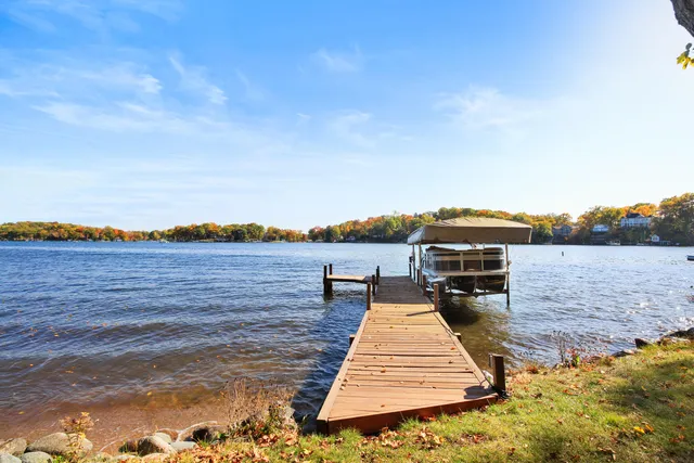 $1,795,000 | W5553 Oak Park Road, La Grange, WI 53121