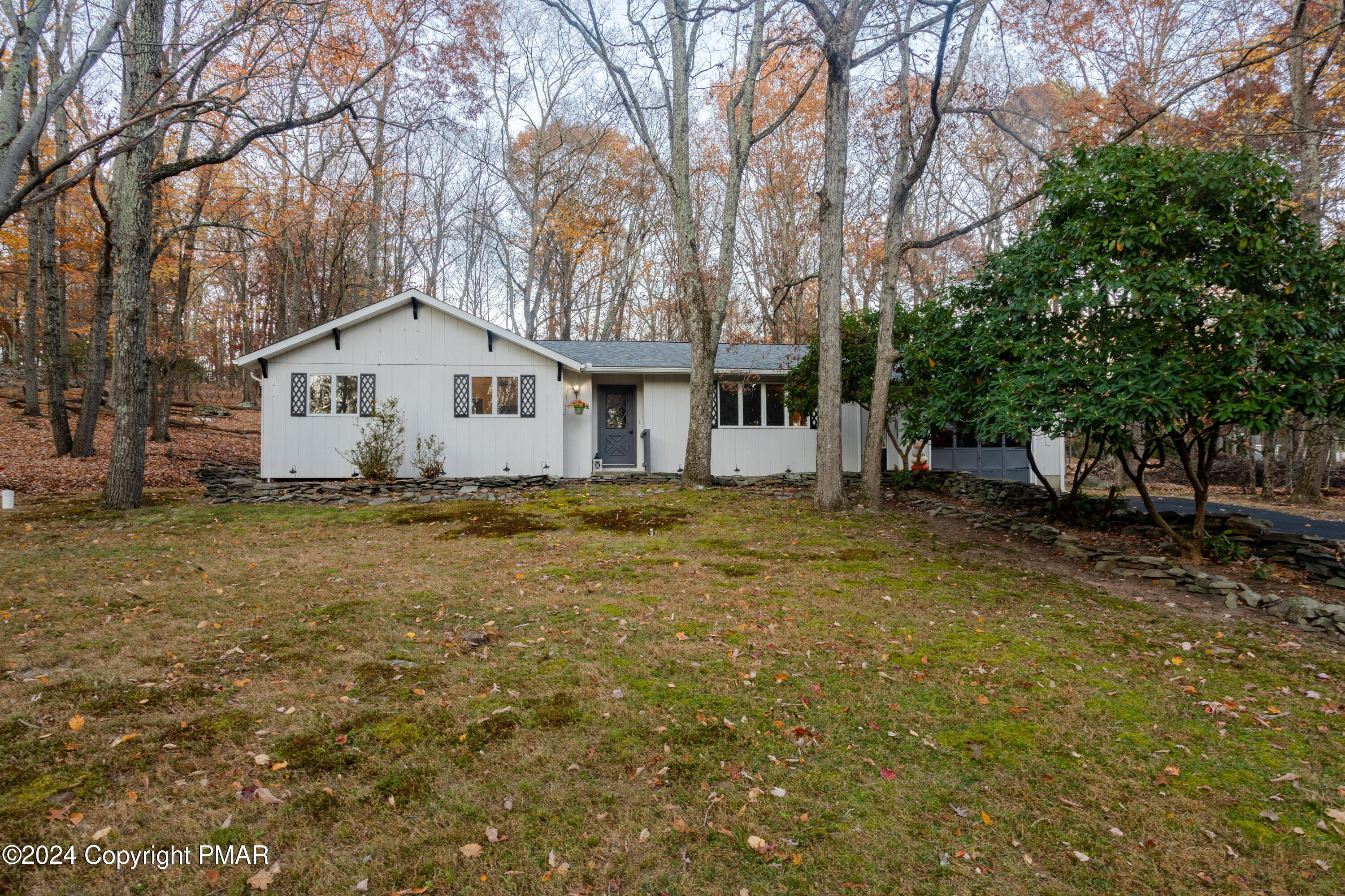 6437 Crestview Rd-11
