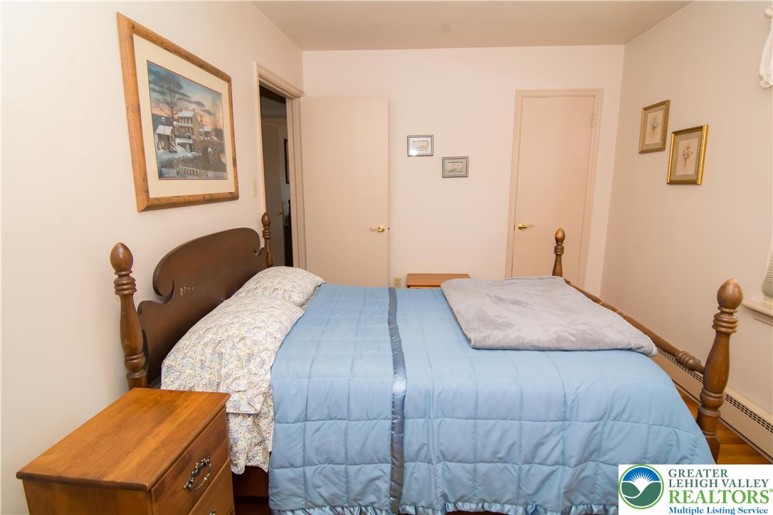3316 Edinburgh Road Allentown, PA 18104 - Photo 20 of 35