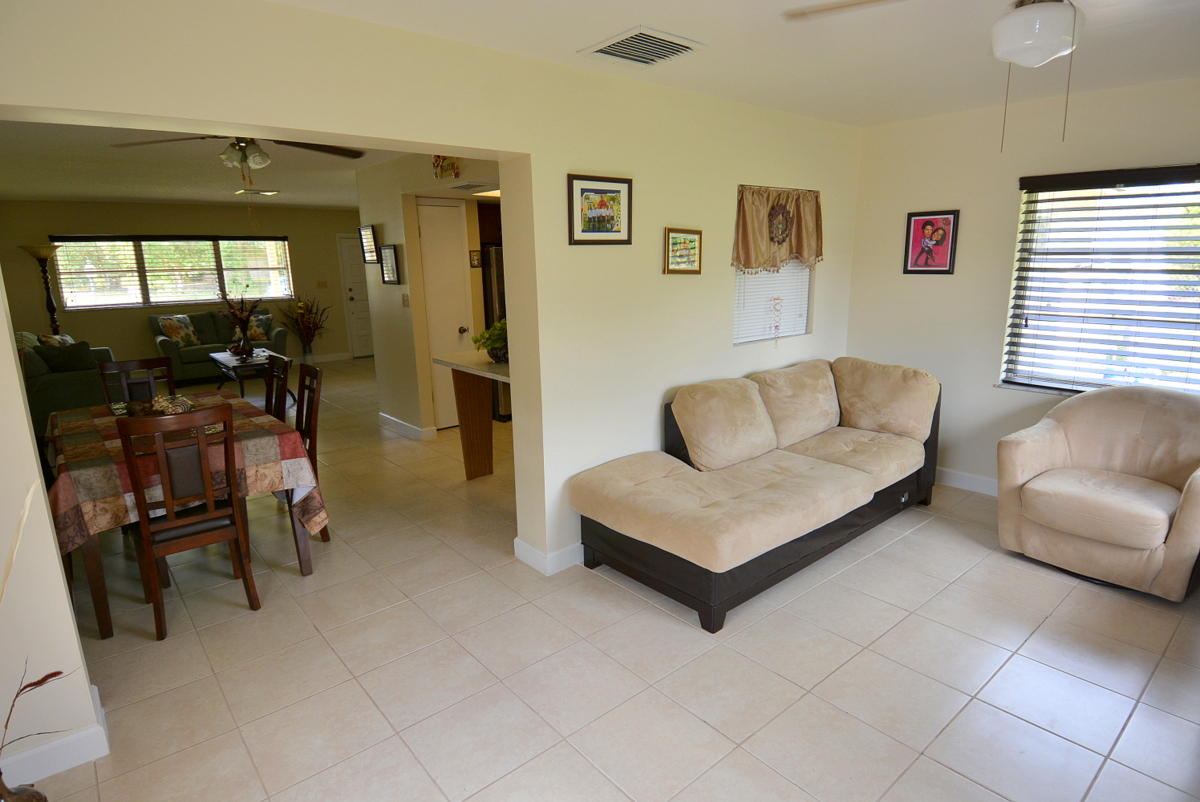 7006 Kenwood Road Fort Pierce, FL 34951 - Photo 36 of 55 36 bonus room 4