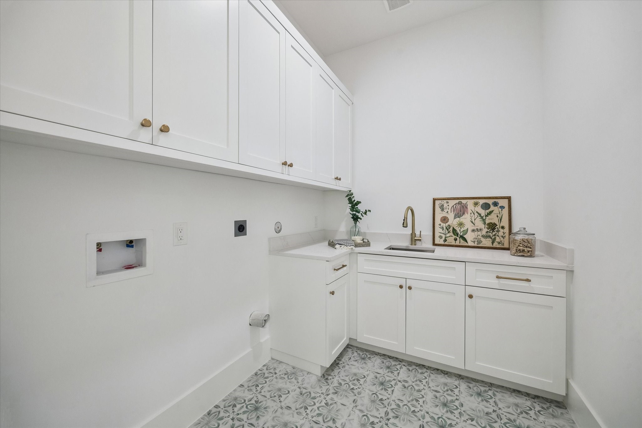 1302 Springrock Lane Houston, TX 77055 - Photo 19 of 23 Gallery Image 19