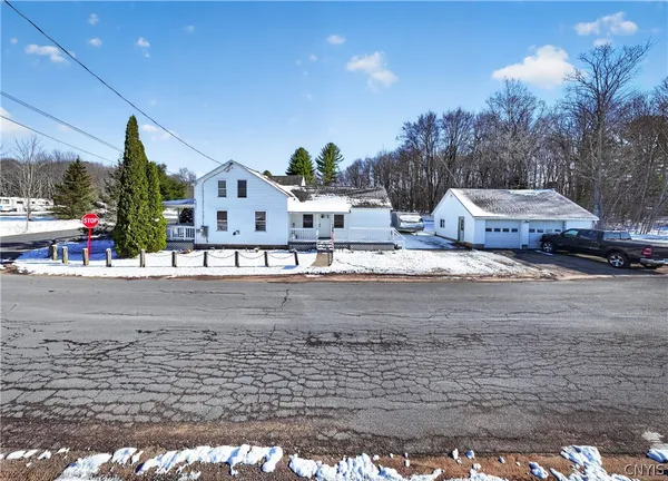 $219,900 | 1 Mulroney Drive, West Monroe, NY 13103