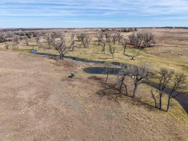 $2,417,100 | 152 Sweetwater Creek Highway, Mobeetie, TX 79061