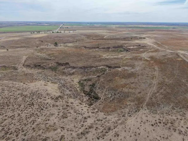 $2,417,100 | 152 Sweetwater Creek Highway, Mobeetie, TX 79061