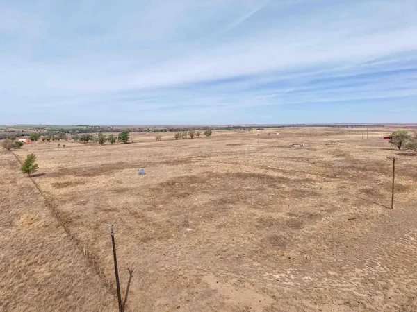 $2,417,100 | 152 Sweetwater Creek Highway, Mobeetie, TX 79061