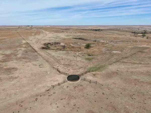 $2,417,100 | 152 Sweetwater Creek Highway, Mobeetie, TX 79061