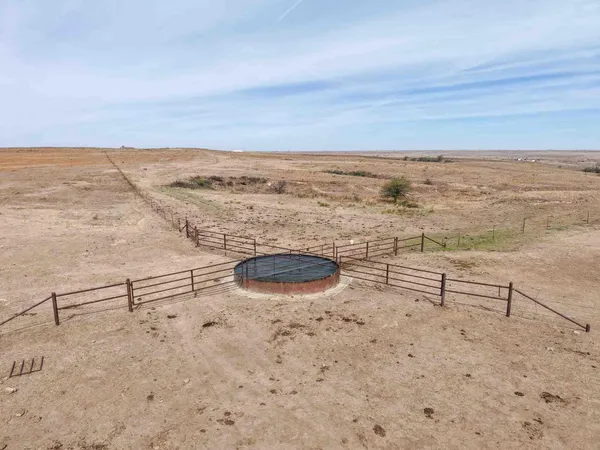 $2,417,100 | 152 Sweetwater Creek Highway, Mobeetie, TX 79061