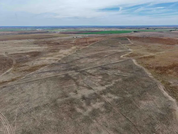 $2,417,100 | 152 Sweetwater Creek Highway, Mobeetie, TX 79061