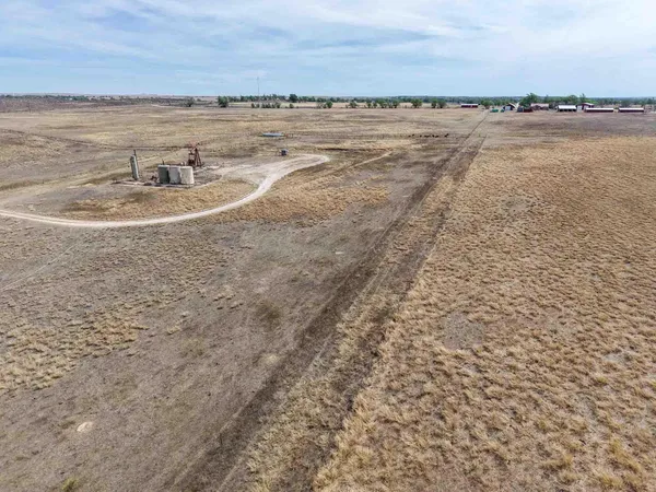 $2,417,100 | 152 Sweetwater Creek Highway, Mobeetie, TX 79061