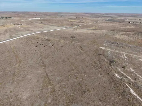 $2,417,100 | 152 Sweetwater Creek Highway, Mobeetie, TX 79061