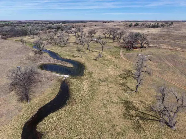 $2,417,100 | 152 Sweetwater Creek Highway, Mobeetie, TX 79061