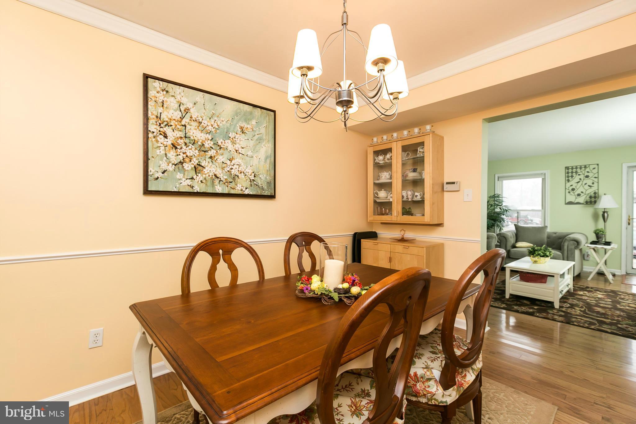 14 Colleton Court Baltimore, MD 21236 - Photo 6 of 29 Dining Room
