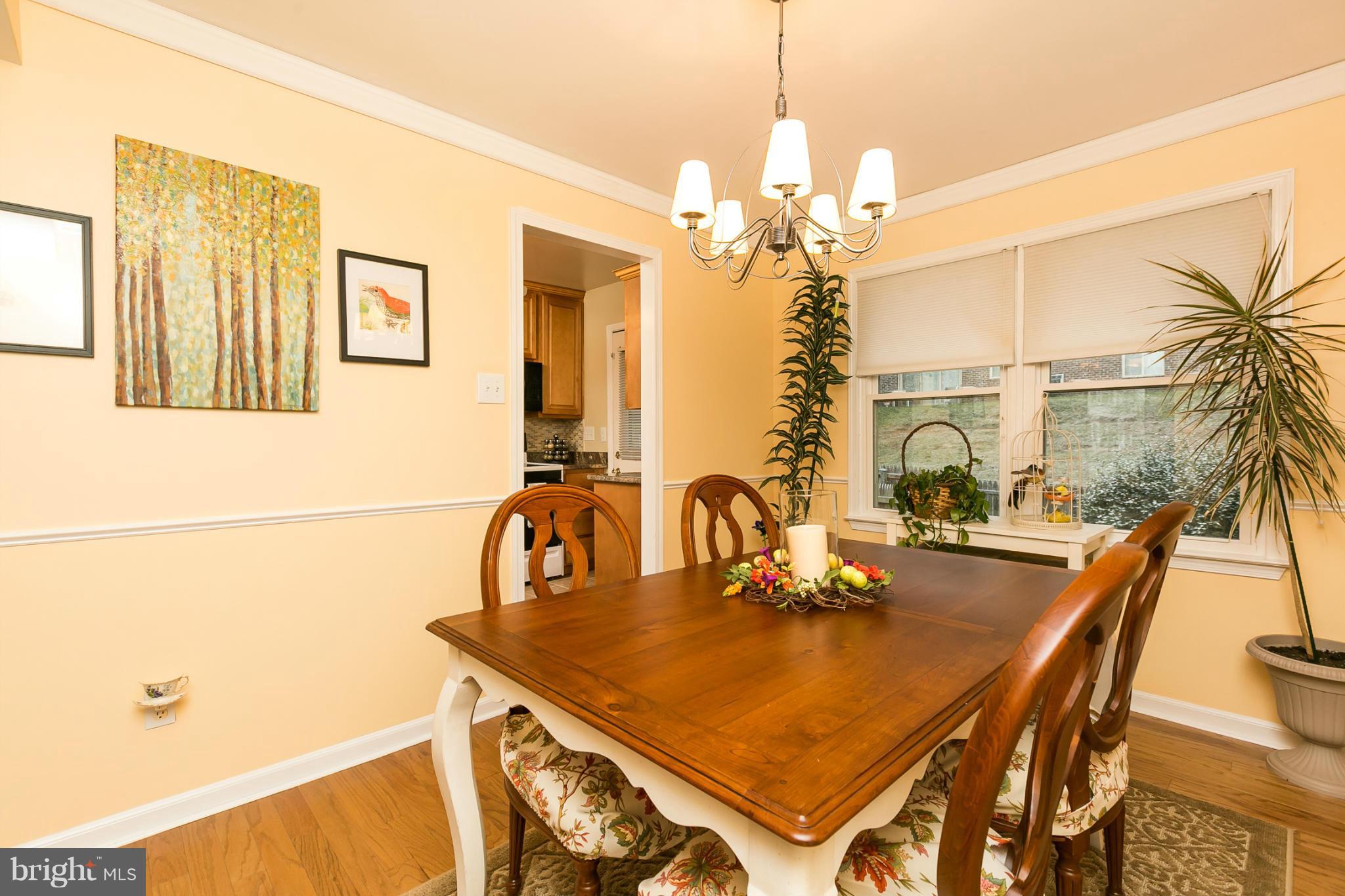 14 Colleton Court Baltimore, MD 21236 - Photo 7 of 29 Dining Room