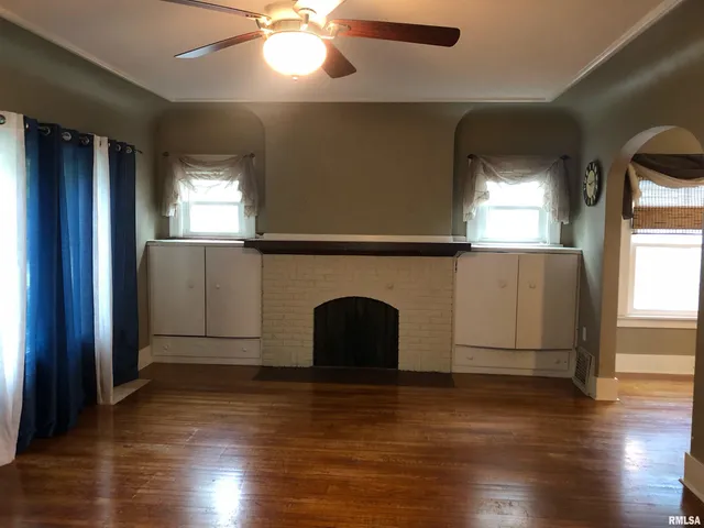 $1,995 | 2929 Davenport Avenue, Davenport, IA 52803