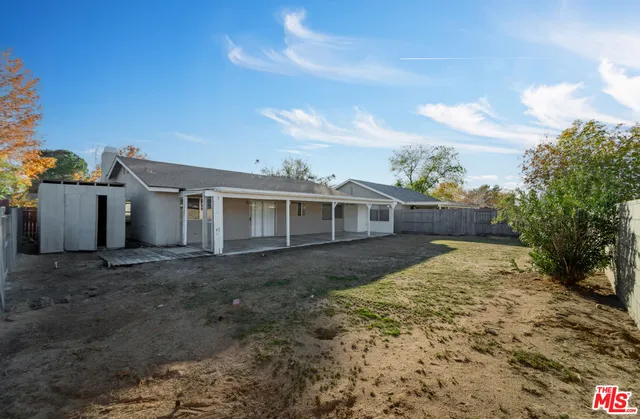 $469,990 | 1027 Landsford Street, Lancaster, CA 93535