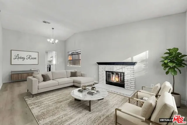 $469,990 | 1027 Landsford Street, Lancaster, CA 93535