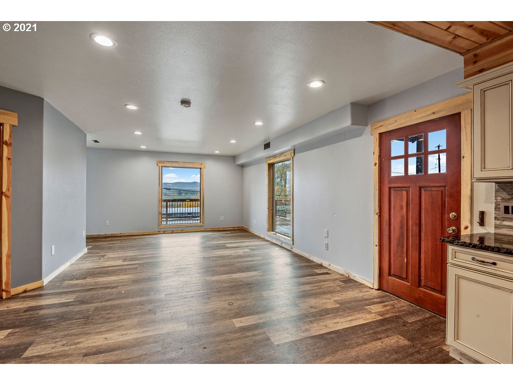 18513 Coop Road Clatskanie, OR 97016 - Photo 12 of 31 Gallery Image 12