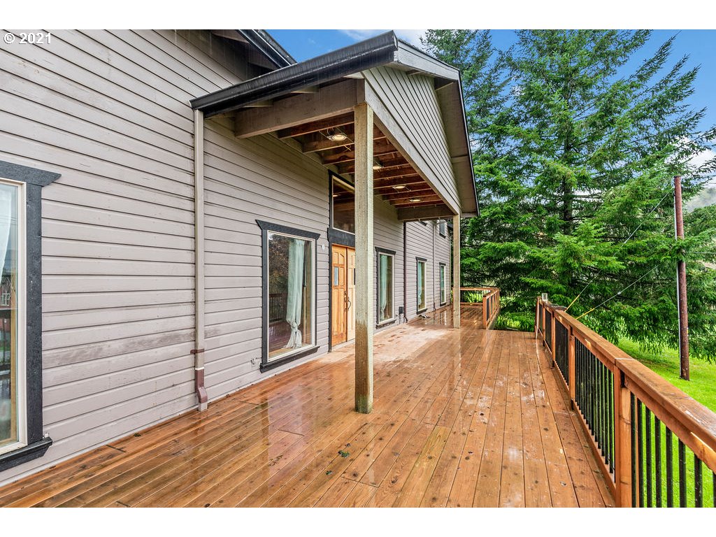 18513 Coop Road Clatskanie, OR 97016 - Photo 24 of 31 Gallery Image 24
