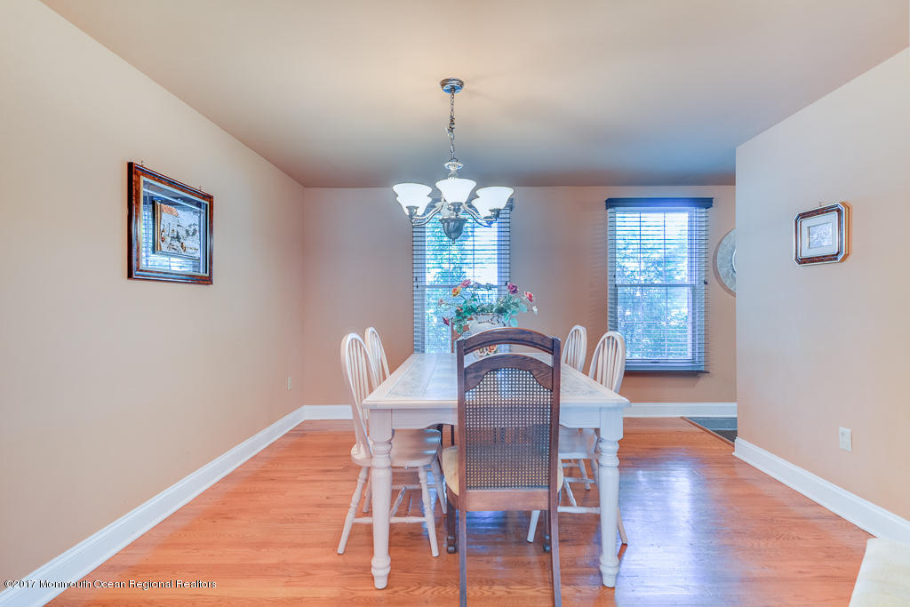 551 Robin Hood Road Brick, NJ 08724 - Photo 8 of 31 0008__SMALL