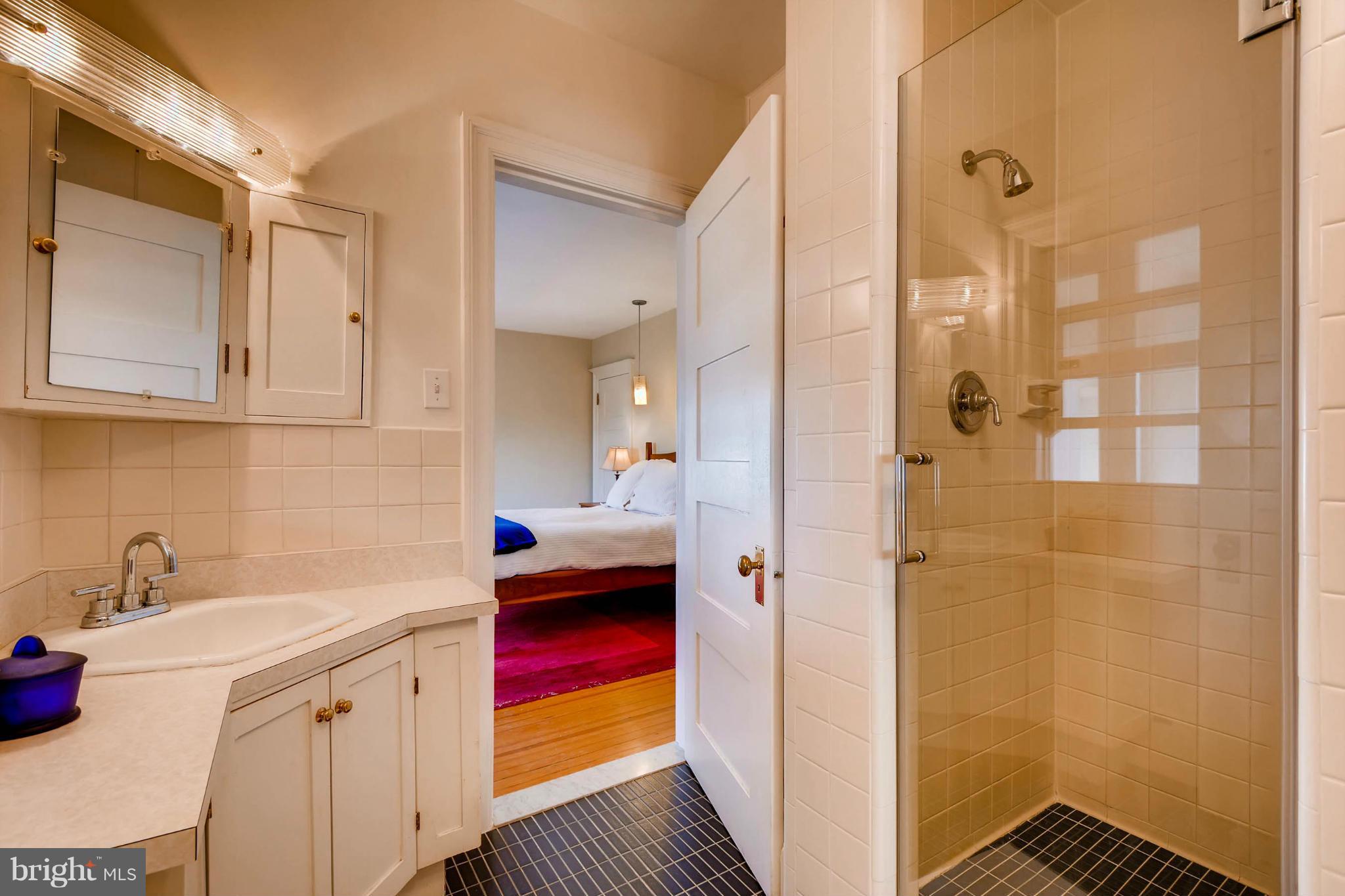 23 Merrymount Road Baltimore, MD 21210 - Photo 15 of 30 Bath (Master)