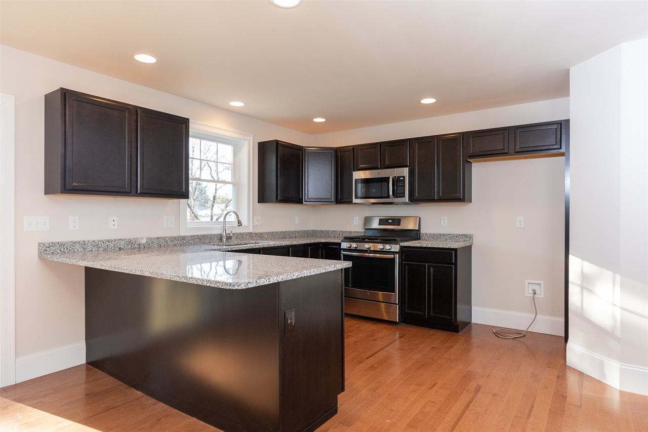 188 B Walton Road Seabrook, NH 03874 - Photo 2 of 40
