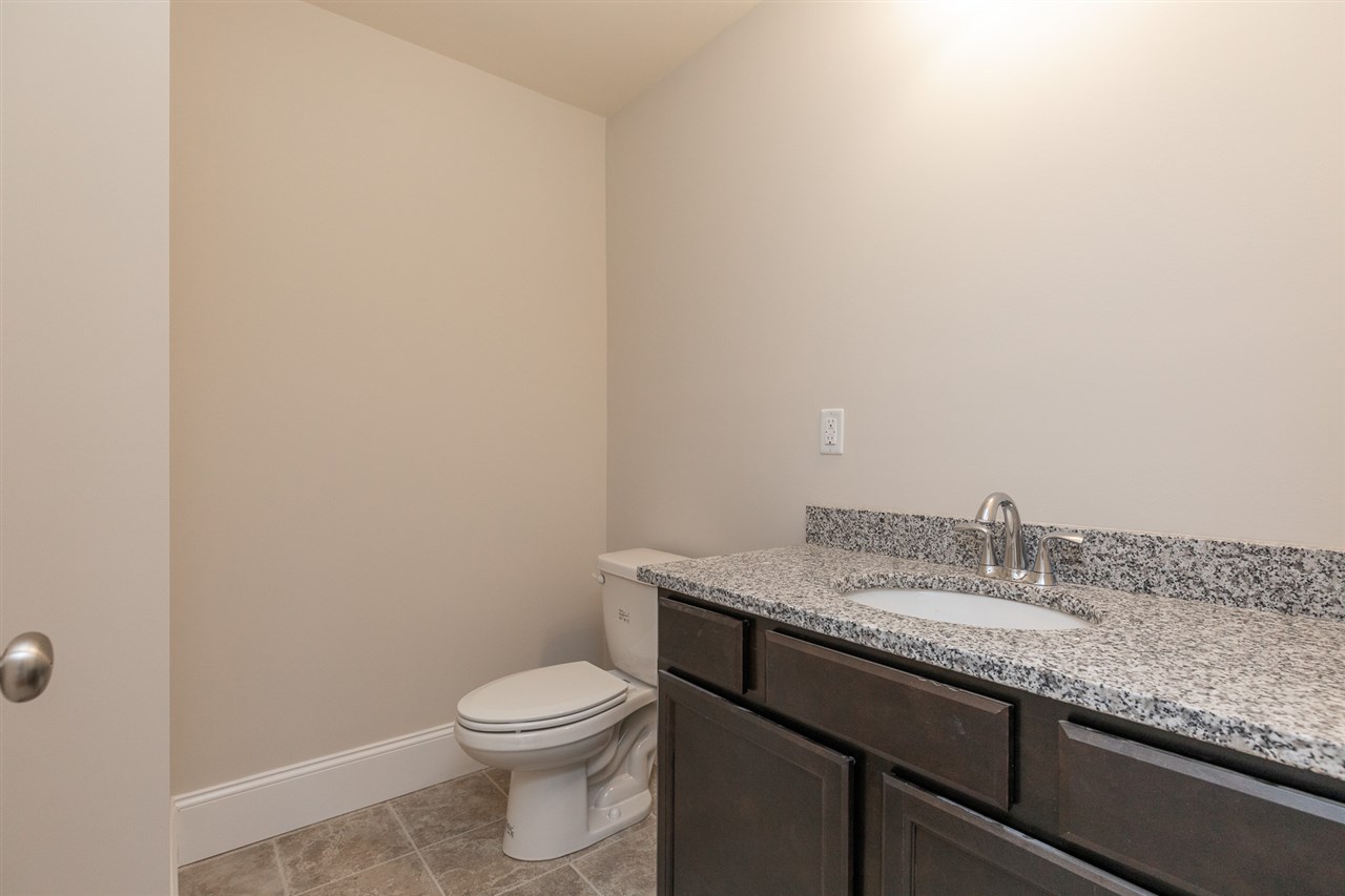 188 B Walton Road Seabrook, NH 03874 - Photo 16 of 40