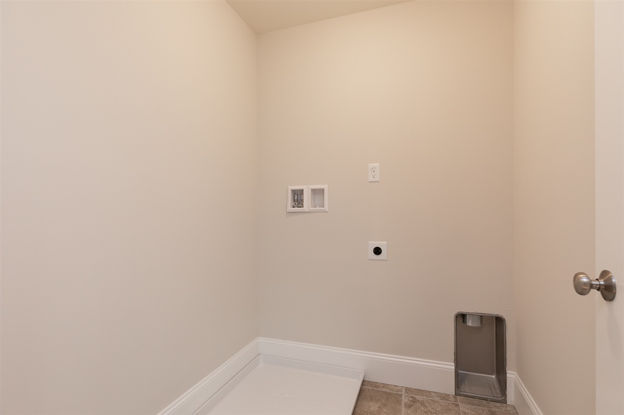 188 B Walton Road Seabrook, NH 03874 - Photo 26 of 40