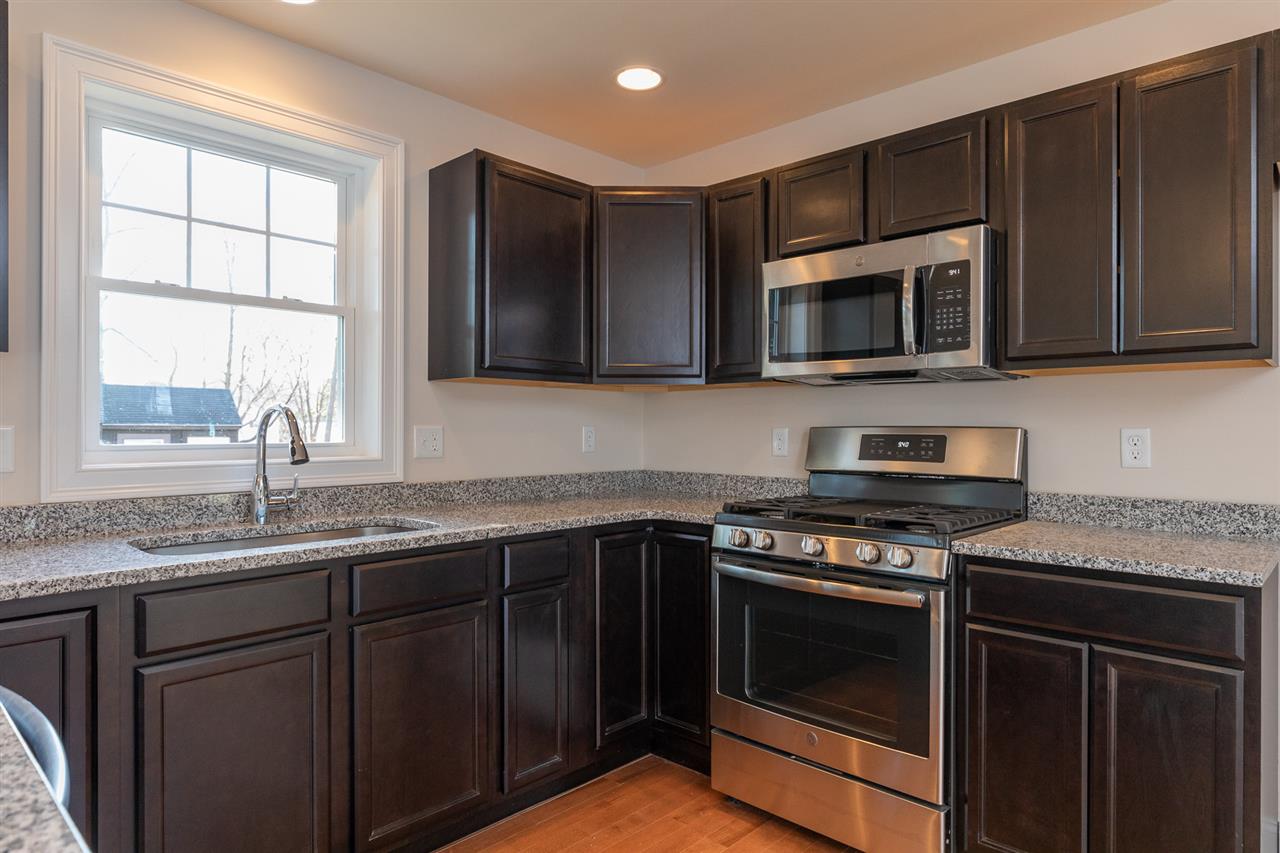 188 B Walton Road Seabrook, NH 03874 - Photo 4 of 40
