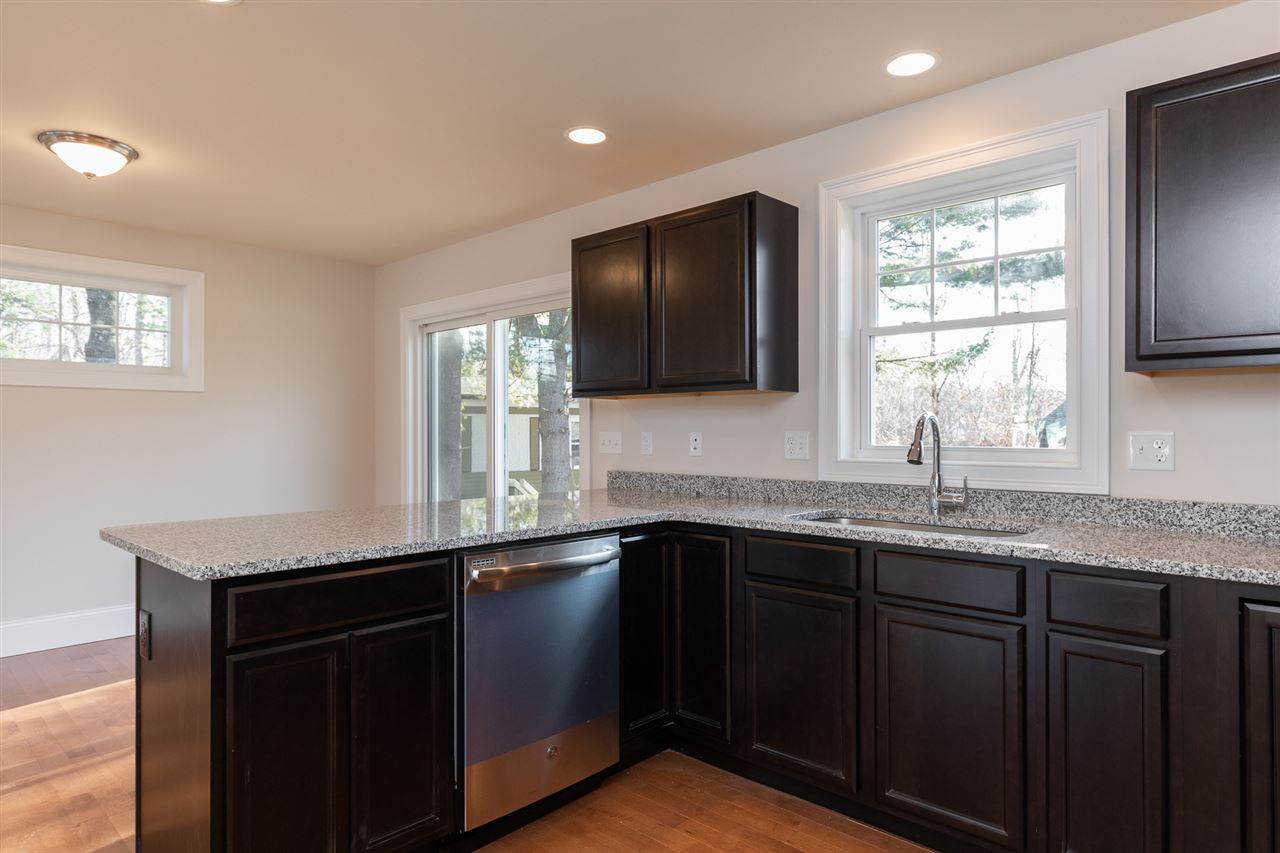 188 B Walton Road Seabrook, NH 03874 - Photo 5 of 40
