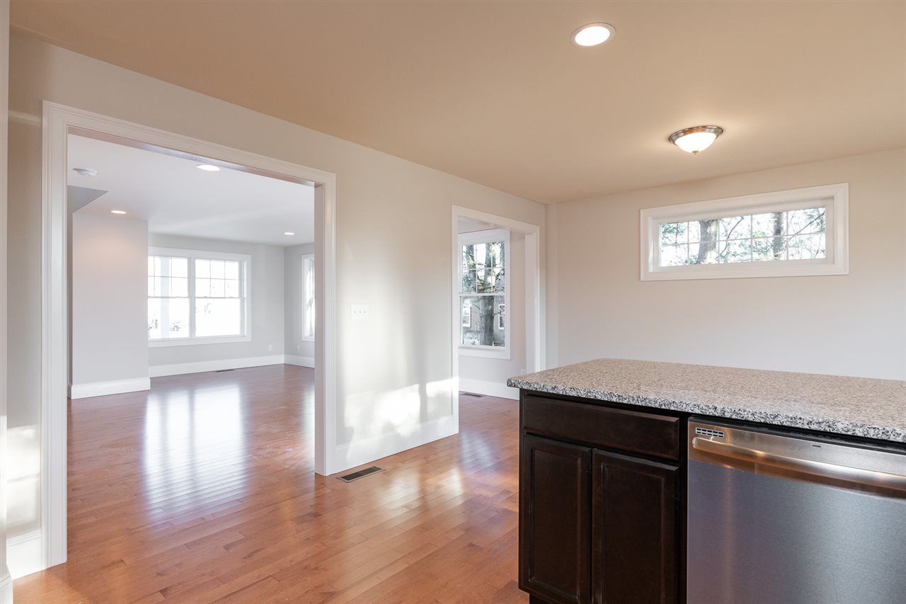 188 B Walton Road Seabrook, NH 03874 - Photo 9 of 40