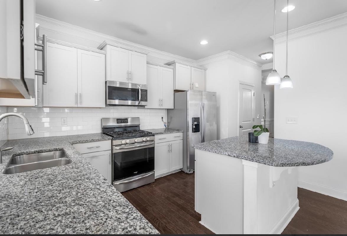 653 Highgarden Lane Boiling Springs, SC 29316 - Photo 13 of 36