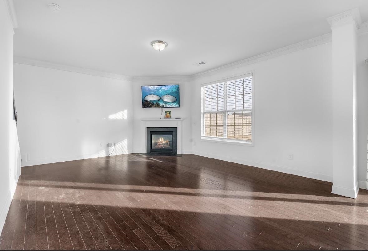 653 Highgarden Lane Boiling Springs, SC 29316 - Photo 16 of 36 Living Room