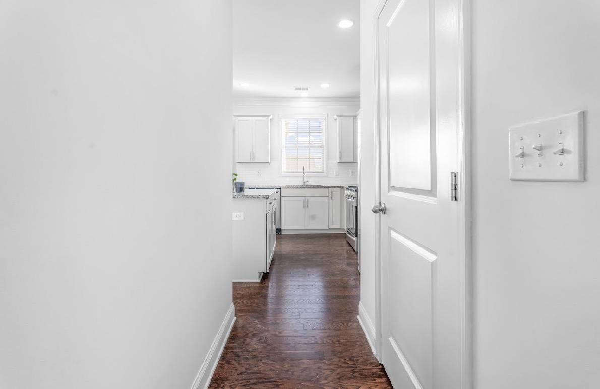 653 Highgarden Lane Boiling Springs, SC 29316 - Photo 8 of 36