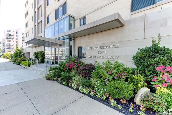 $15,000 | 170 West Broadway, Unit 6G, Long Beach, NY 11561