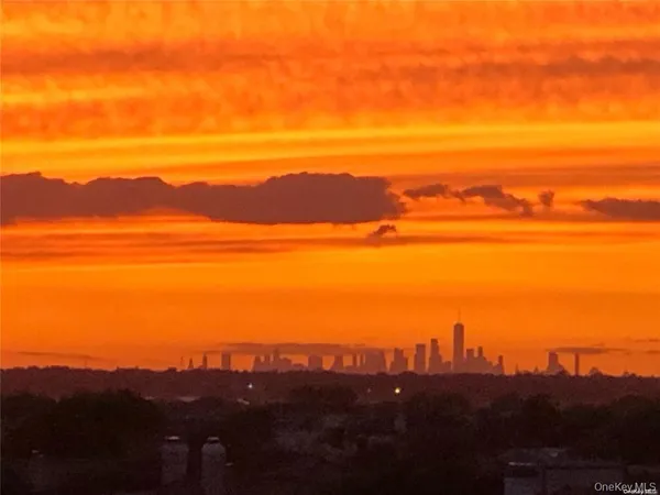 $15,000 | 170 West Broadway, Unit 6G, Long Beach, NY 11561