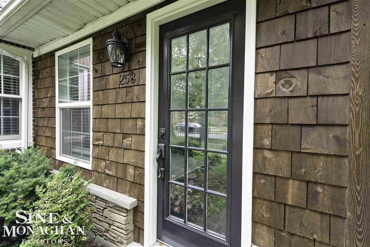 258 McMillan Road Grosse Pointe Farms, MI 48236 - Photo 4 of 41