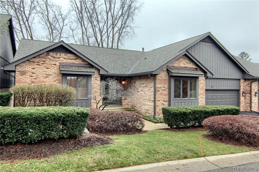 1965 Pine Ridge Lane Bloomfield Hills, MI 48302 - Photo 36 of 38