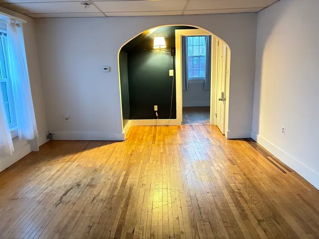 $285,000 | 6 Williams Street, Williamsburg, MA 01096