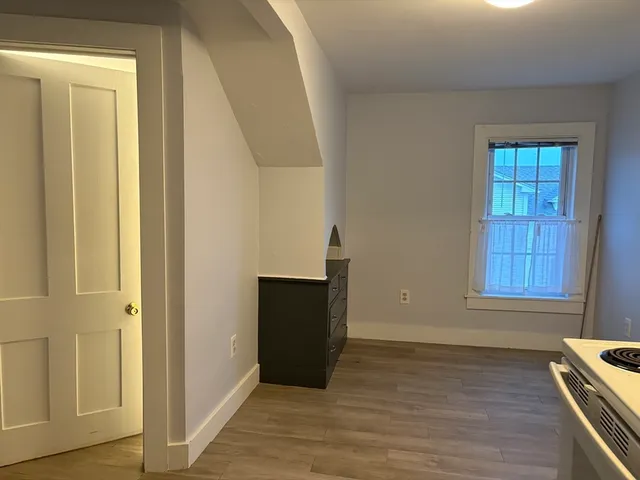 $285,000 | 6 Williams Street, Williamsburg, MA 01096